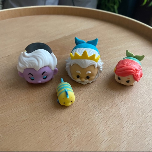 Disney tsum tsum Ariel little mermaid toy set - Picture 1 of 3